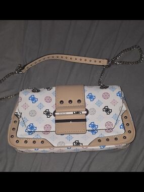 Beige Trim Printed Crossbody Bag with Chain Strap